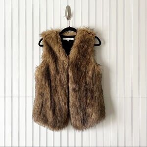 Lovers + Friends Camille Faux Fur Vest in Mocha